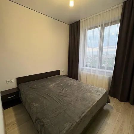 студія жк посейдон-18 золотий берег Apartment Odessa